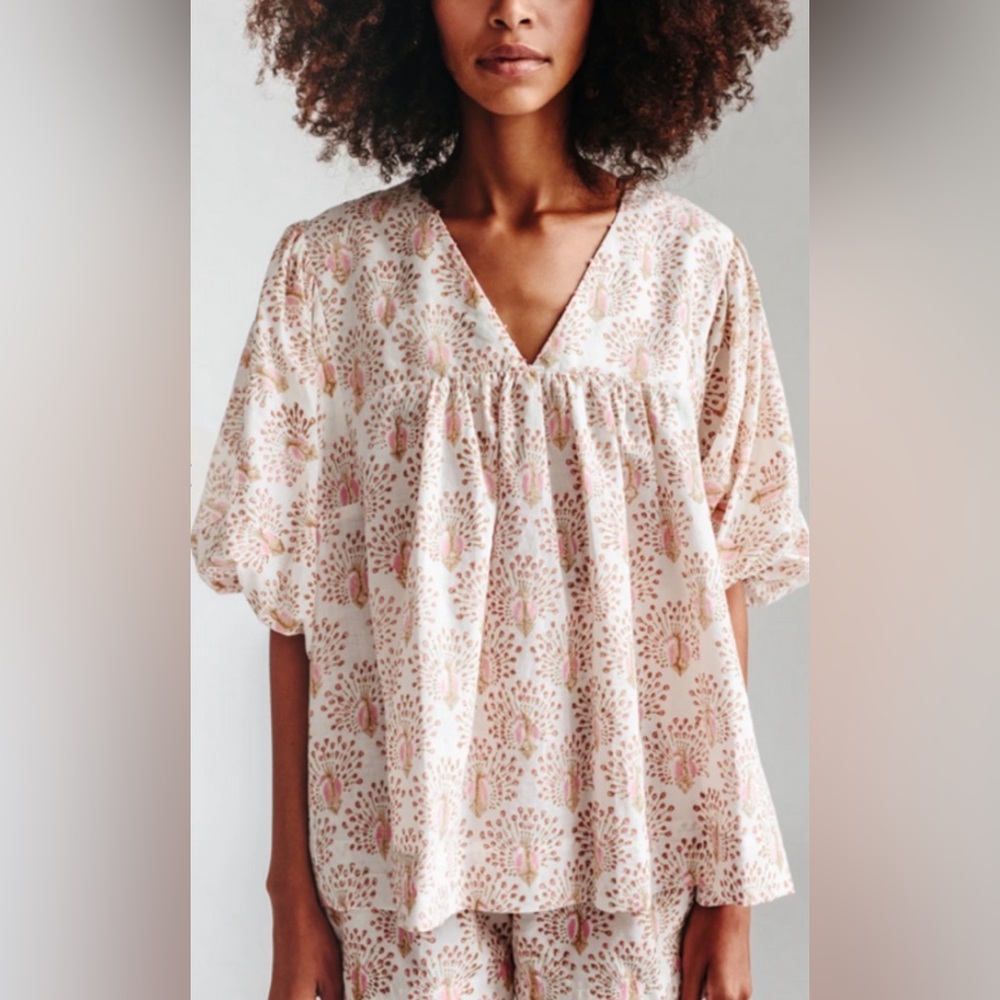 MIRTH Belem India Peacock Print Puff Sleeve V-Neck Cotton Top Size Small‎